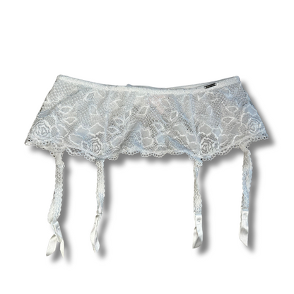 La Vie En Rose Garter